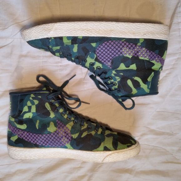 RARE* Nike Blazer Mid Camo Green with Purple Swoosh Sz 8 - Picture 2 of 7